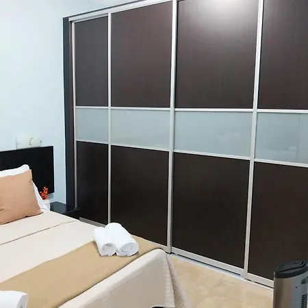 Roque's House Apartman Telde