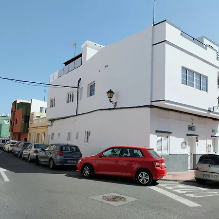 Roque's House