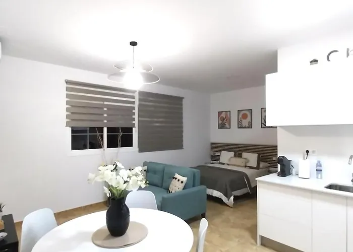 Апартаменты Roque's House *