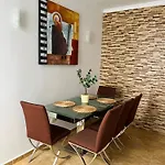 Roque's House Apartmán